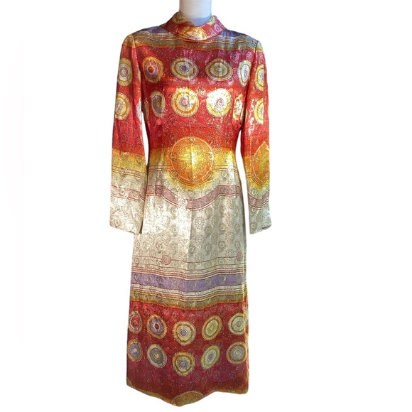 Vintage 1960s Elinor Simmons for Malcolm Starr Metallic Long Sleeve Dres… - Picture 16 of 16